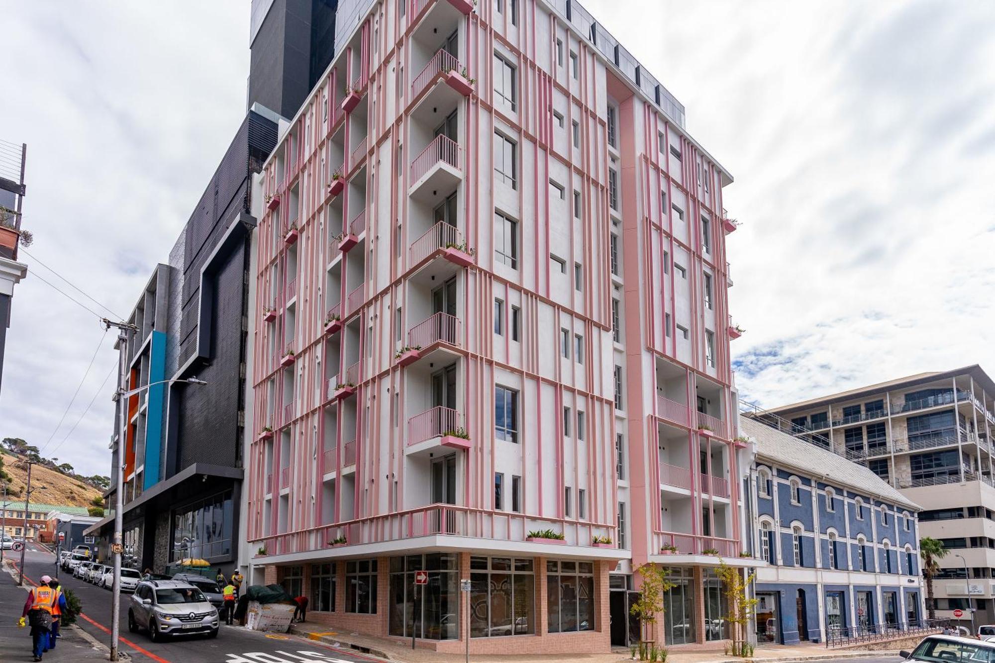 The Rose207: Modern Corner With Views * Cape Town
