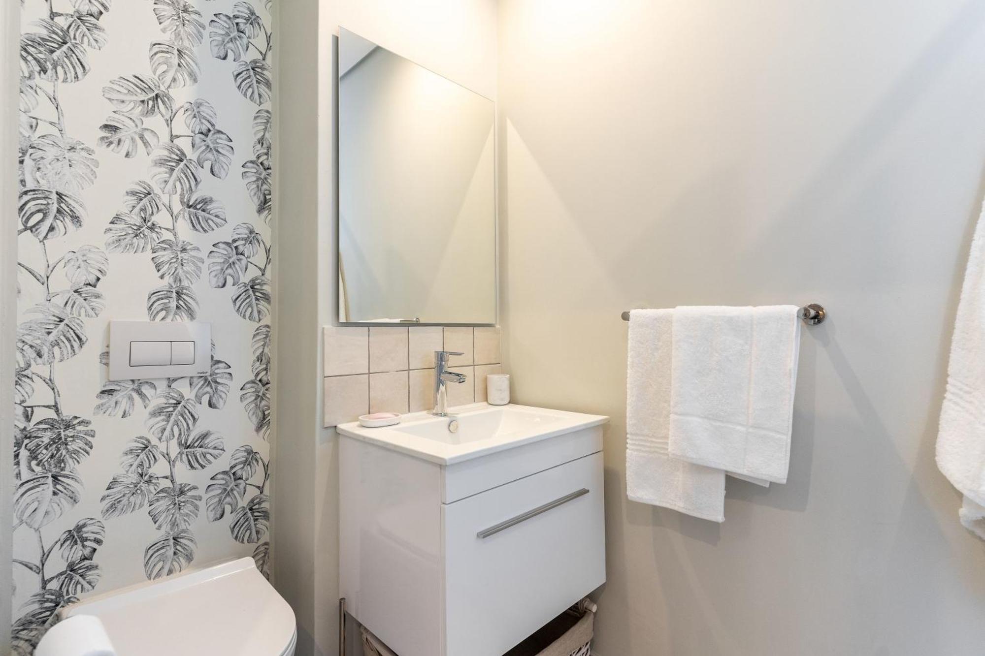 The Rose207: Modern Corner With Views Appartement